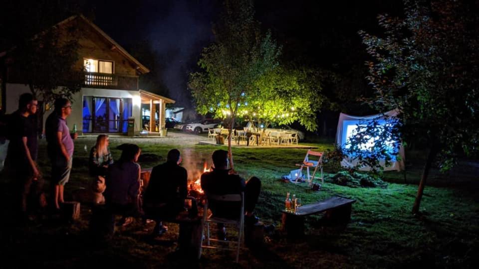 Gradina Lu' Ion "A Home Away From Home" (Adults Only) Вишово-Вижнє Екстер'єр фото